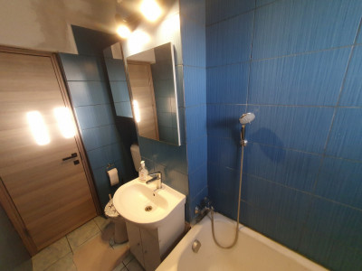 Apartament 2 camere, etaj 2, centrala proprie - Zona Steaua imagine mica 16, foxfort.ro