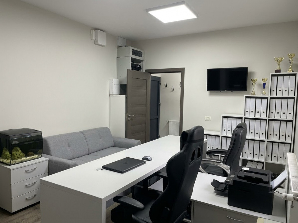 COMISION 0 % Spatiu comercial cu 8 incaperi de inchiriat - Mosnita Noua 5, foxfort.ro