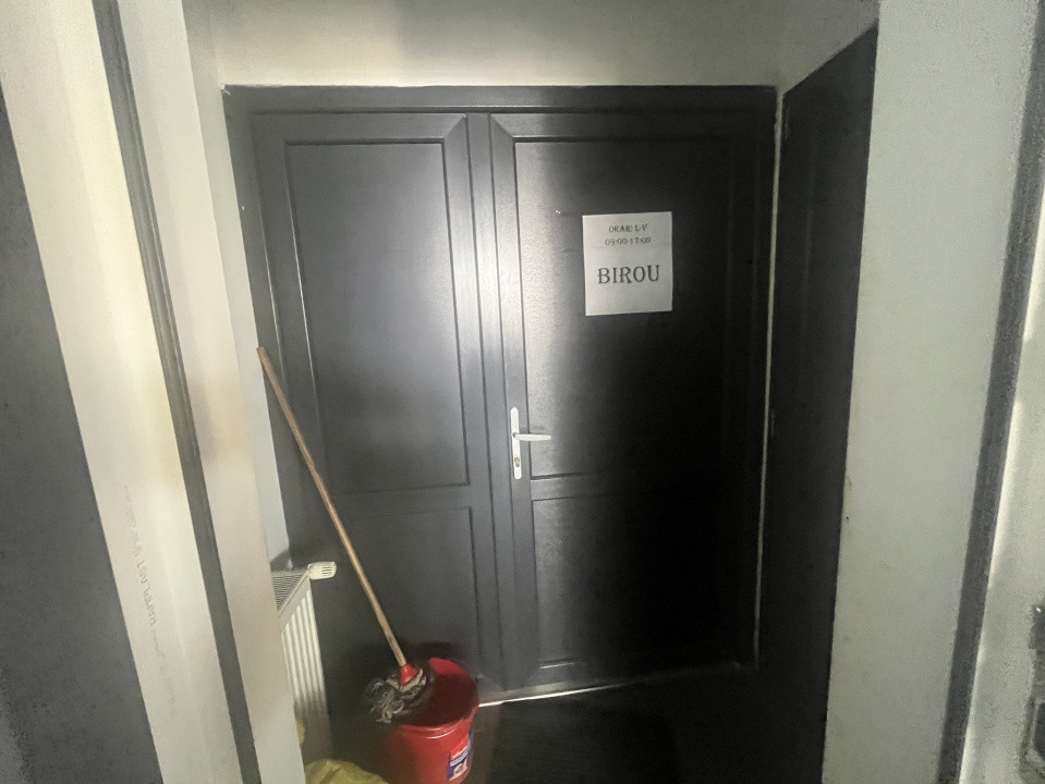 COMISION 0 % Spatiu comercial cu 8 incaperi de inchiriat - Mosnita Noua 10, foxfort.ro