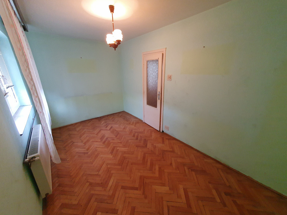 Apartament 2 camere, etaj 4, bloc izolat, acoperis - Zona Girocului 7, foxfort.ro