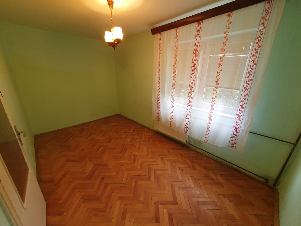Apartament 2 camere, etaj 4, bloc izolat, acoperis - Zona Girocului 9, foxfort.ro