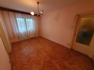 Apartament 2 camere, etaj 4, bloc izolat, acoperis - Zona Girocului imagine mica 2, foxfort.ro