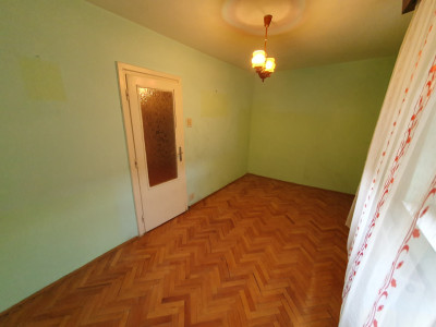 Apartament 2 camere, etaj 4, bloc izolat, acoperis - Zona Girocului imagine mica 8, foxfort.ro