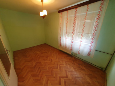 Apartament 2 camere, etaj 4, bloc izolat, acoperis - Zona Girocului imagine mica 9, foxfort.ro