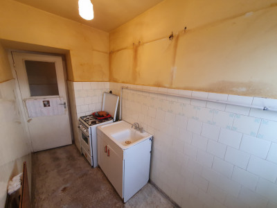 Apartament 2 camere, etaj 4, bloc izolat, acoperis - Zona Girocului imagine mica 11, foxfort.ro