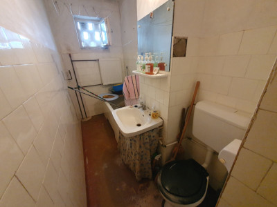 Apartament 2 camere, etaj 4, bloc izolat, acoperis - Zona Girocului imagine mica 12, foxfort.ro