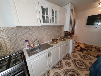 Apartament 3 camere, etaj 2, bloc izolat, - Zona Girocului imagine mica 14, foxfort.ro