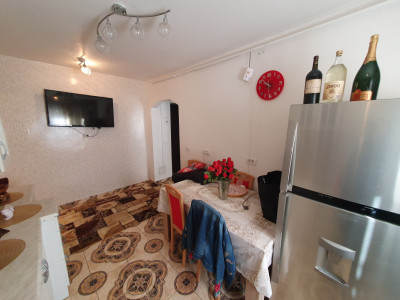 Apartament 3 camere, etaj 2, bloc izolat, - Zona Girocului imagine mica 16, foxfort.ro