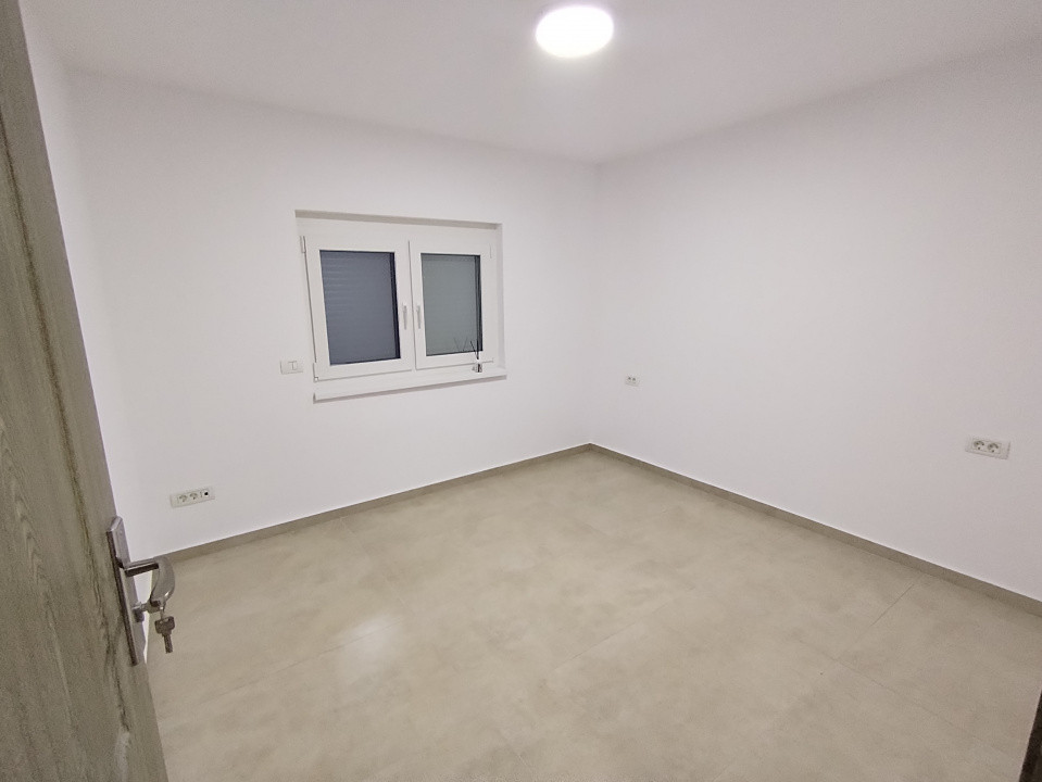 COMISION 0% Apartament cu 4 camere de vanzare, zona Complexul Studentesc  9, foxfort.ro