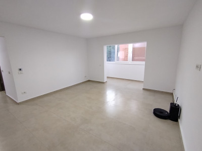 COMISION 0% Apartament cu 4 camere de vanzare, zona Complexul Studentesc  imagine mica 2, foxfort.ro