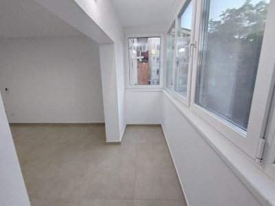 COMISION 0% Apartament cu 4 camere de vanzare, zona Complexul Studentesc  imagine mica 3, foxfort.ro