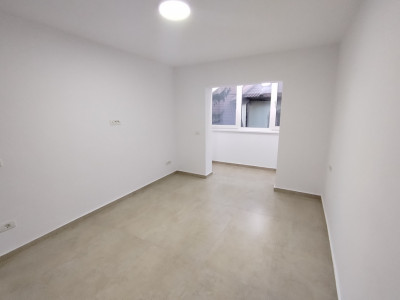 COMISION 0% Apartament cu 4 camere de vanzare, zona Complexul Studentesc  imagine mica 7, foxfort.ro