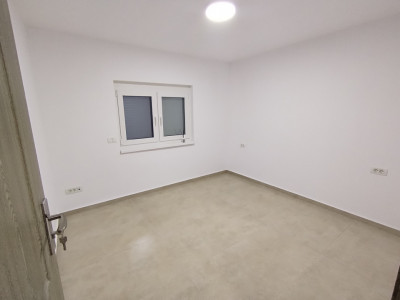 COMISION 0% Apartament cu 4 camere de vanzare, zona Complexul Studentesc  imagine mica 9, foxfort.ro