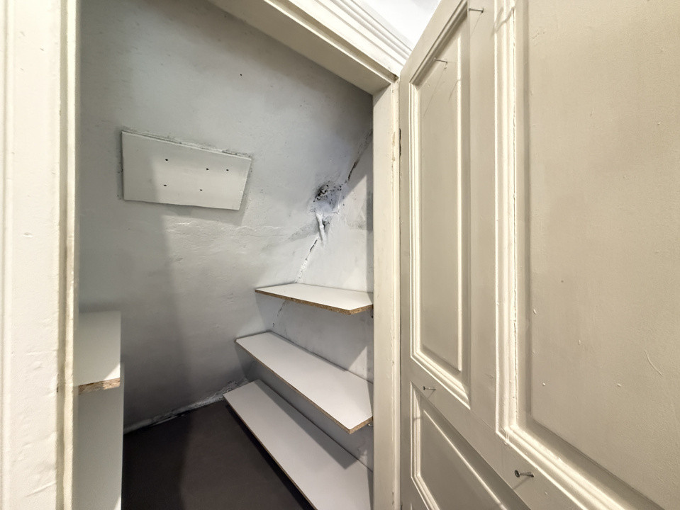 Apartament cu 2 camere |  63 mp | Cladire istorica | zona Elisabetin 24, foxfort.ro