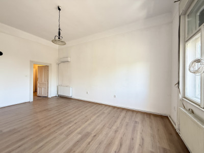 Apartament cu 2 camere |  63 mp | Cladire istorica | zona Elisabetin imagine mica 8, foxfort.ro