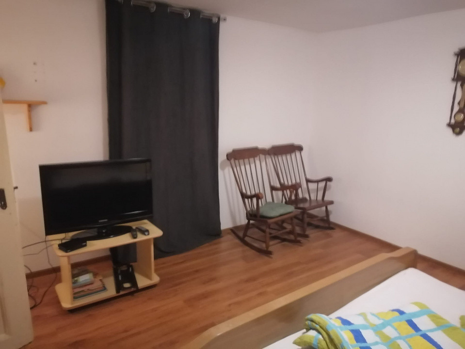 Casa svabeasca de vanzare in Charlottenburg | 4.316 mp teren | Livada pe rod 5, foxfort.ro
