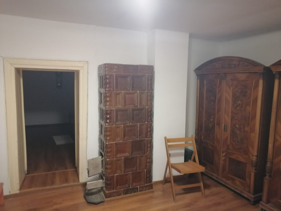 Casa svabeasca de vanzare in Charlottenburg | 4.316 mp teren | Livada pe rod 6, foxfort.ro