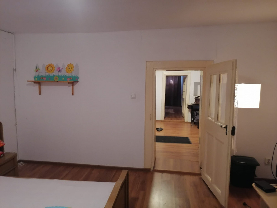 Casa svabeasca de vanzare in Charlottenburg | 4.316 mp teren | Livada pe rod 7, foxfort.ro