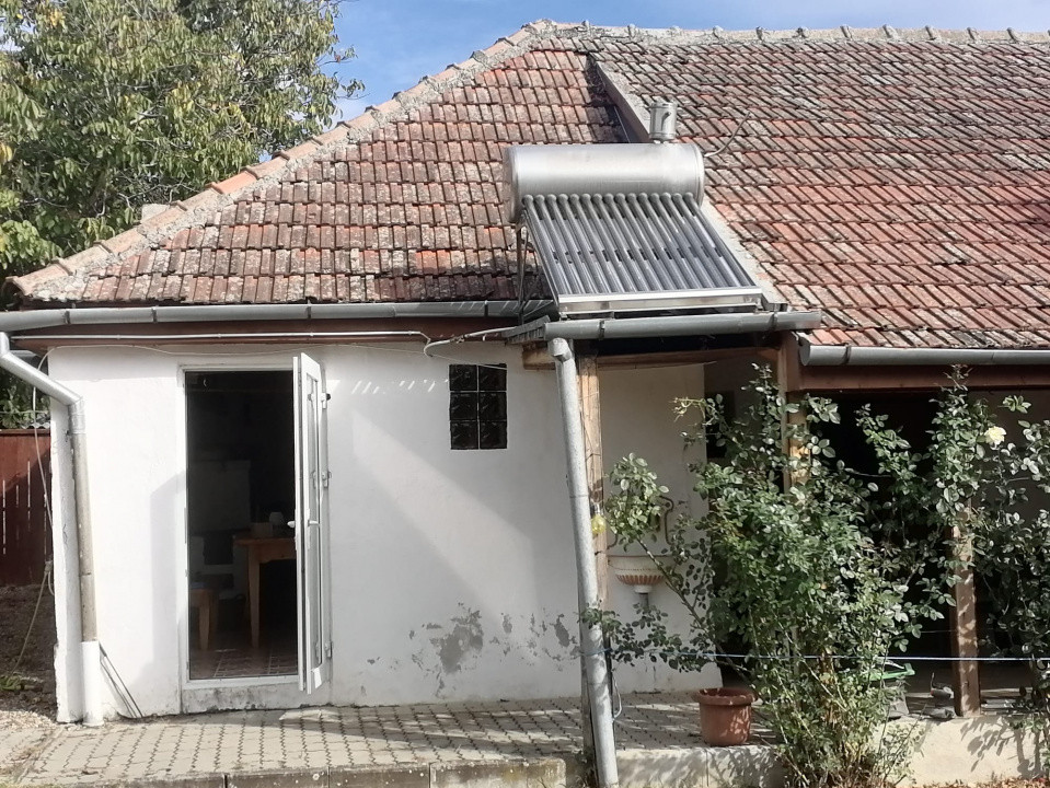 Casa svabeasca de vanzare in Charlottenburg | 4.316 mp teren | Livada pe rod 10, foxfort.ro