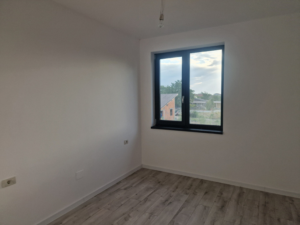 Duplex cu 4 camere de vanzare in Utvin  8, foxfort.ro