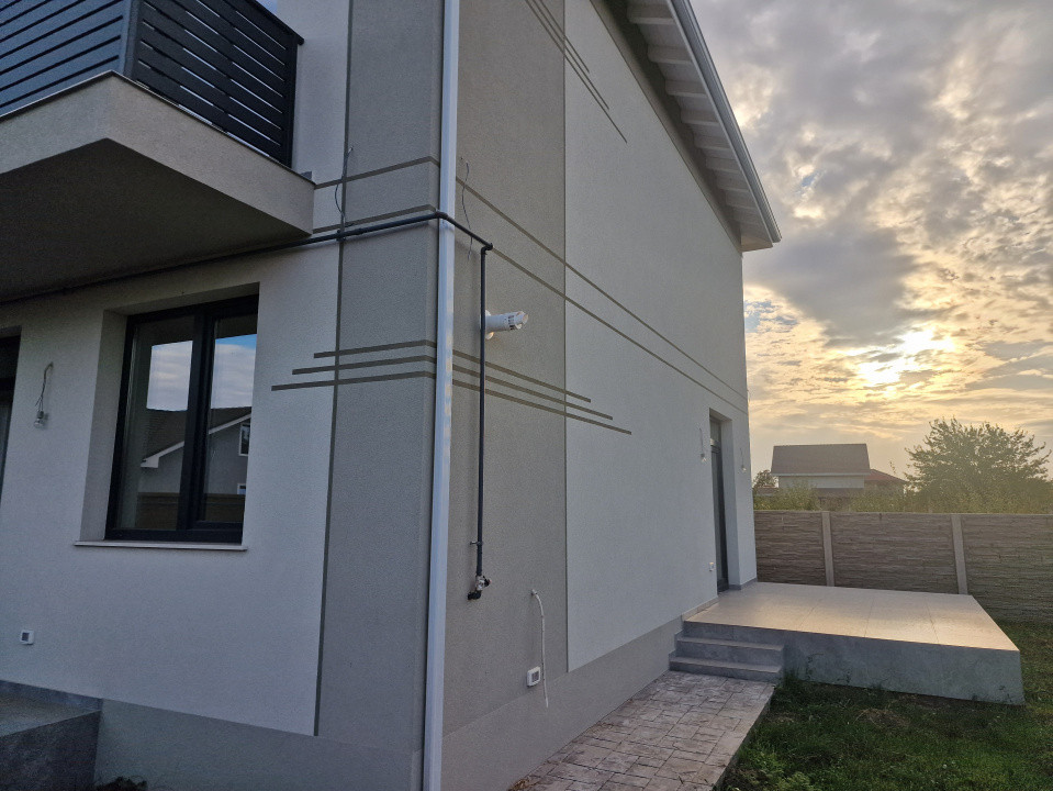 Duplex cu 4 camere de vanzare in Utvin  14, foxfort.ro