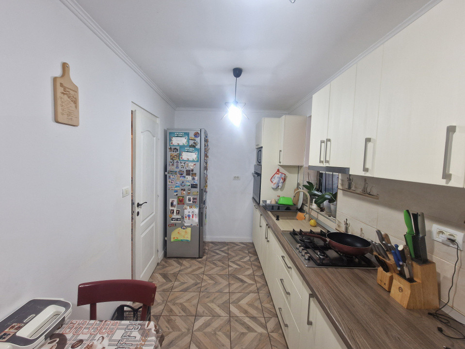 Duplex de vanzare cu 3 camere, zona - Serena 2 8, foxfort.ro
