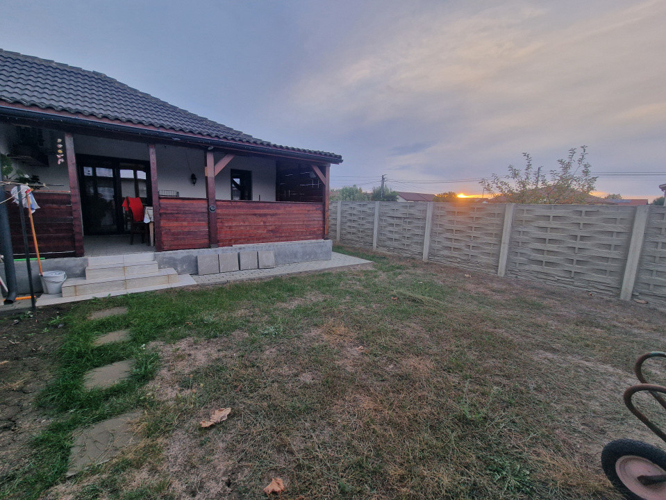 Duplex de vanzare cu 3 camere, zona - Serena 2 12, foxfort.ro
