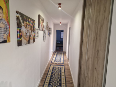 Duplex de vanzare cu 3 camere, zona - Serena 2 imagine mica 4, foxfort.ro