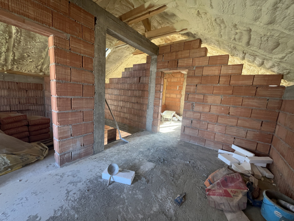 COMISION 0 % Mosnita Noua- Duplex 4 camere, despartit prin camera tehnica  12, foxfort.ro
