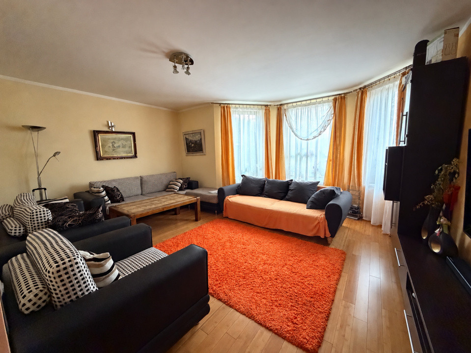 Casa individuala cu 5 camere, teren 655 mp cu toate utilitatile - Sanandrei 3, foxfort.ro