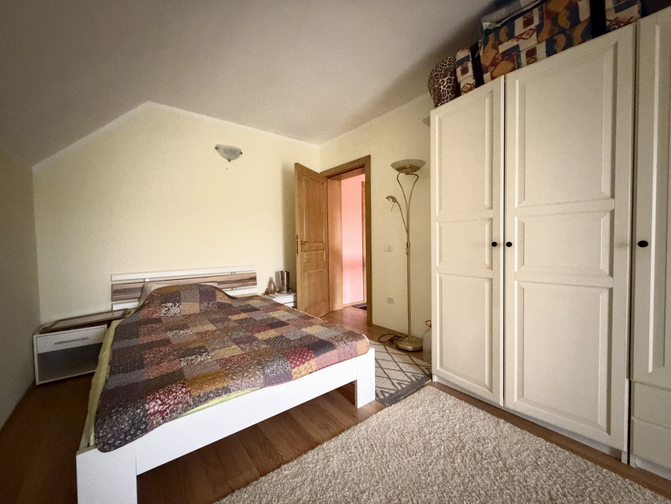 Casa individuala cu 5 camere, teren 655 mp cu toate utilitatile - Sanandrei 13, foxfort.ro