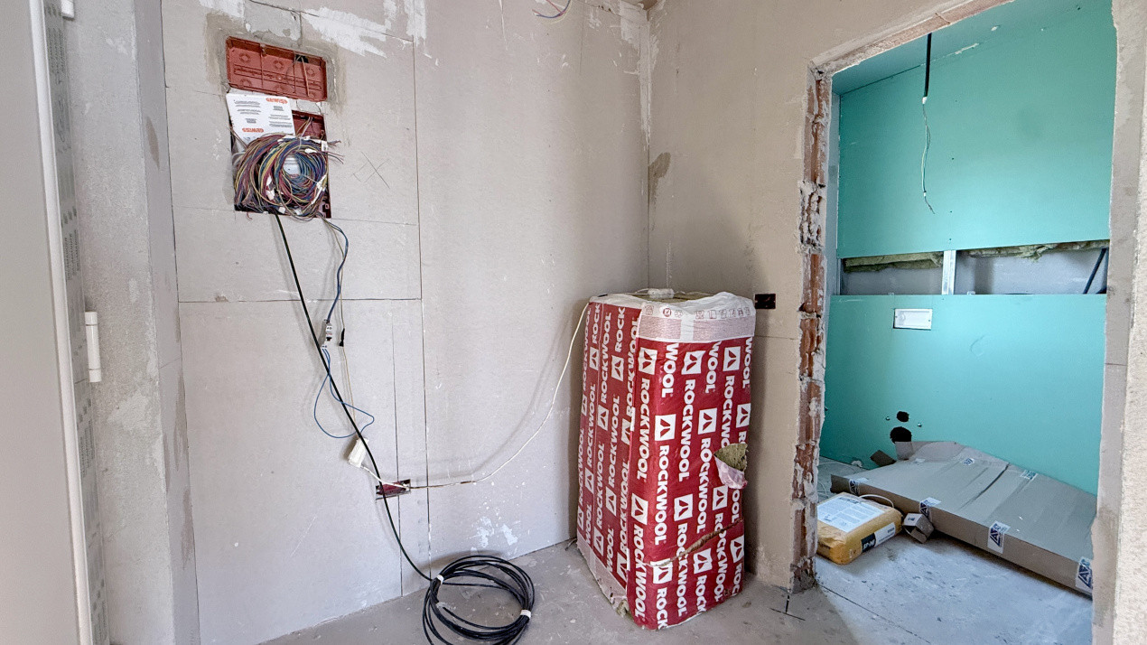 Duplex 4 camere zona Kaufland, perete departitor izolat - Mosnita Noua 13, foxfort.ro