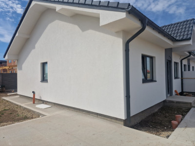 Duplex de vanzare cu 3 camere, zona Drumul Manastirii imagine mica 3, foxfort.ro