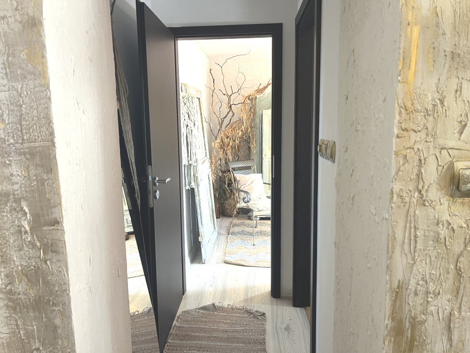 Comision 0% - Apartament cu 4 camere de vanzare - Lugoj 15, foxfort.ro