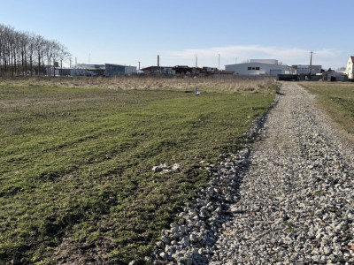 Teren intravilan curtii constructii zona industriala - Calea Sagului imagine mica 4, foxfort.ro