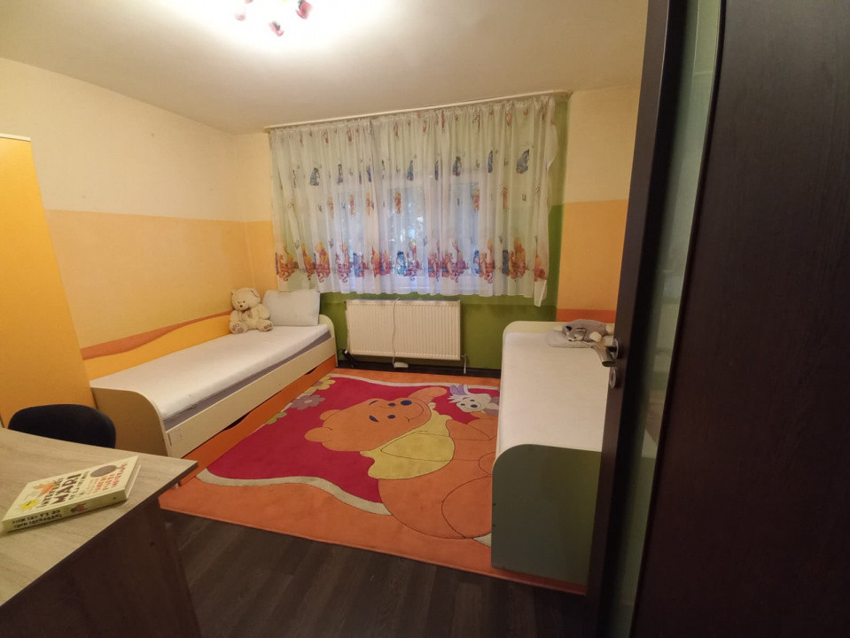 Apartament cu 3 camere, 80 mp utili, mobilat si utilat complet – Zona Lunei 5, foxfort.ro
