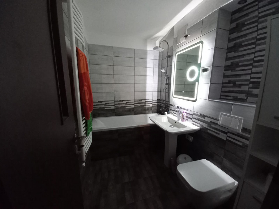 Apartament cu 3 camere, 80 mp utili, mobilat si utilat complet – Zona Lunei 10, foxfort.ro