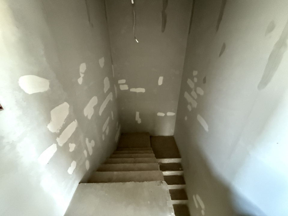 Duplex cu 4 camere | Fatada stil mediteranean | Toate utilitatile | Dumbravita 8, foxfort.ro