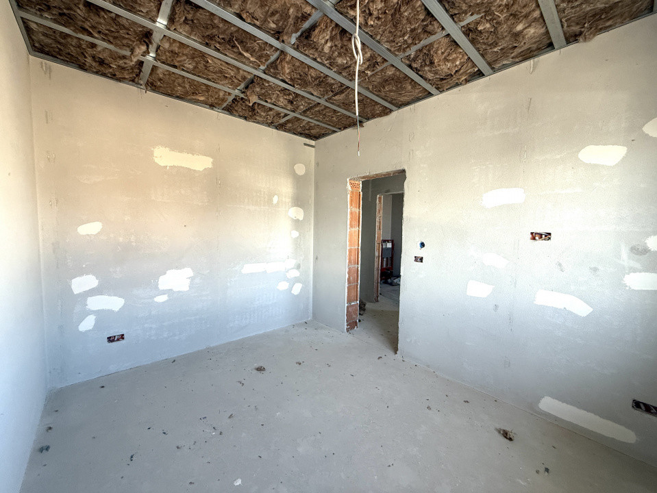 Duplex cu 4 camere | Fatada stil mediteranean | Toate utilitatile | Dumbravita 16, foxfort.ro