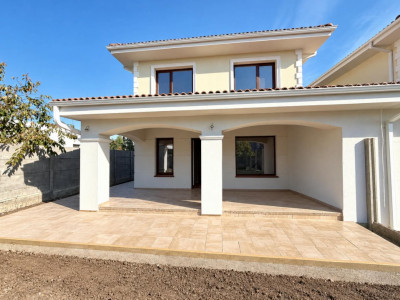 Duplex cu 4 camere | Fatada stil mediteranean | Toate utilitatile | Dumbravita