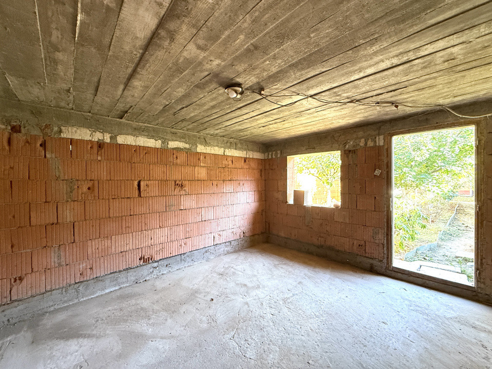 Casa individuala cu 4 camere | 124 mp | 430 mp teren | zona Plopi 11, foxfort.ro