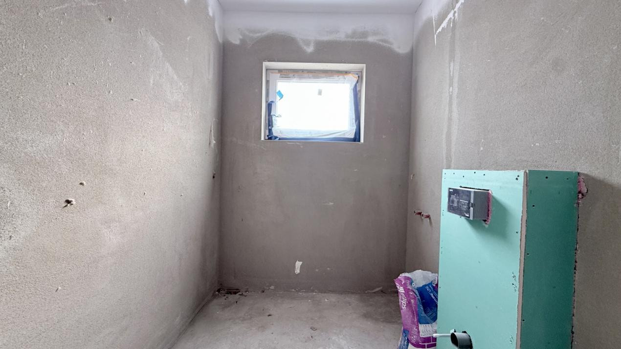 Duplex pe parter 3 camere toate utilitatile Mosnita Noua 12, foxfort.ro