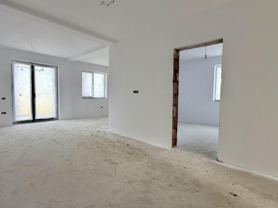 Duplex pe parter 3 camere toate utilitatile Mosnita Noua imagine mica 4, foxfort.ro
