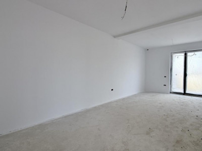 Duplex pe parter 3 camere toate utilitatile Mosnita Noua imagine mica 5, foxfort.ro