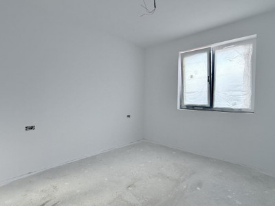 Duplex pe parter 3 camere toate utilitatile Mosnita Noua imagine mica 7, foxfort.ro