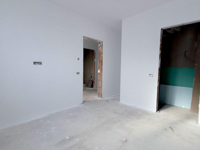 Duplex pe parter 3 camere toate utilitatile Mosnita Noua imagine mica 8, foxfort.ro