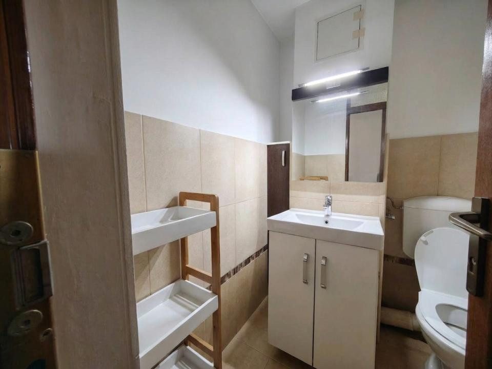 Apartament cu 3 camere 86 mp decomandat | Centrala Proprie | Zona Girocului 9, foxfort.ro