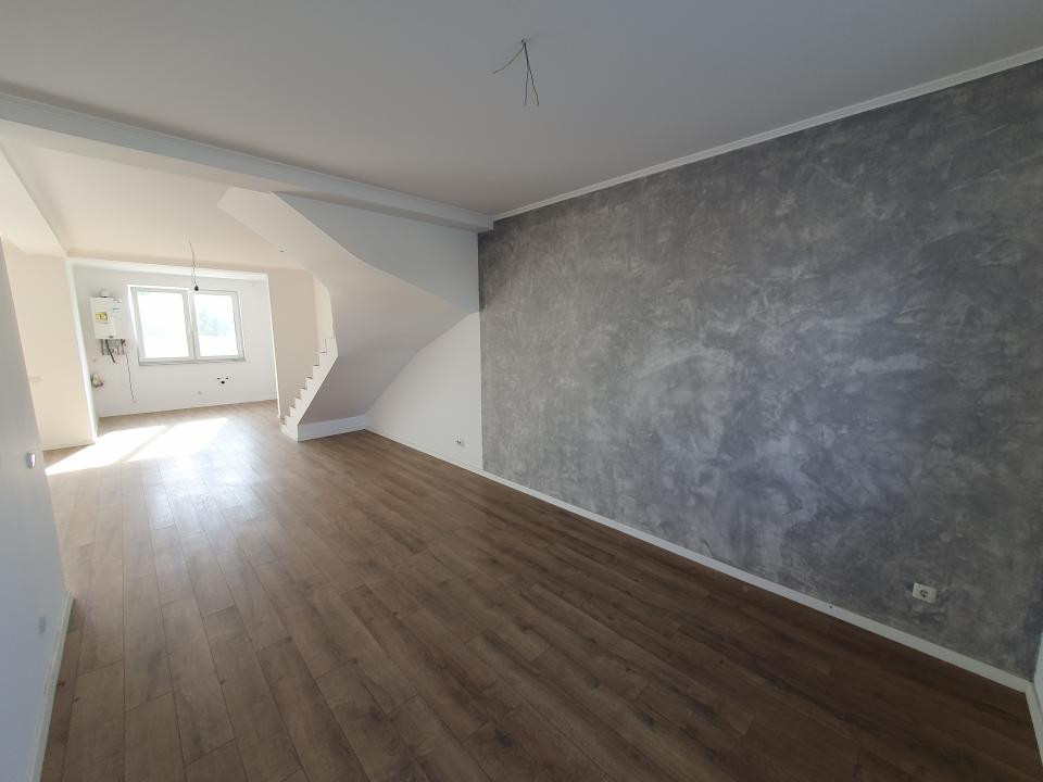 Casa insiruita tip cvadruplex, 119,7 mp utili, teren 402 mp in Mosnita Noua 2, foxfort.ro