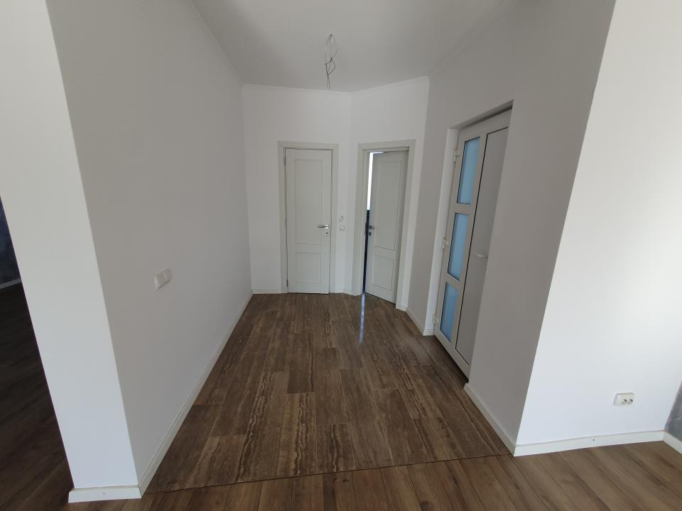 Casa insiruita tip cvadruplex, 119,7 mp utili, teren 402 mp in Mosnita Noua 8, foxfort.ro