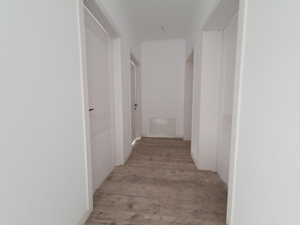 Casa insiruita la cheie, 116,6 mp utili, teren 271 mp in Mosnita Noua 15, foxfort.ro